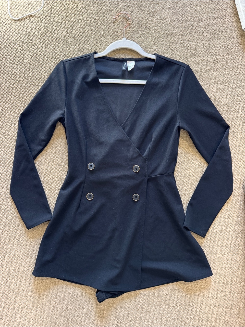 H&M Black Double-Breasted Long Sleeve Romper